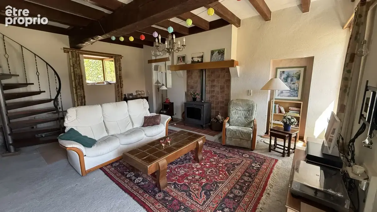 Langy   Maison authentique avec un terrain de 6 915 m2, des granges et une vue magnifique - photo 4