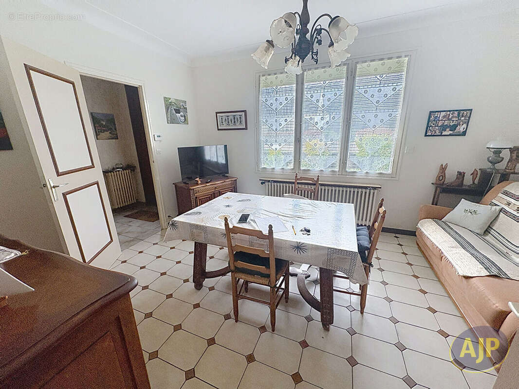 Maison à LE POULIGUEN