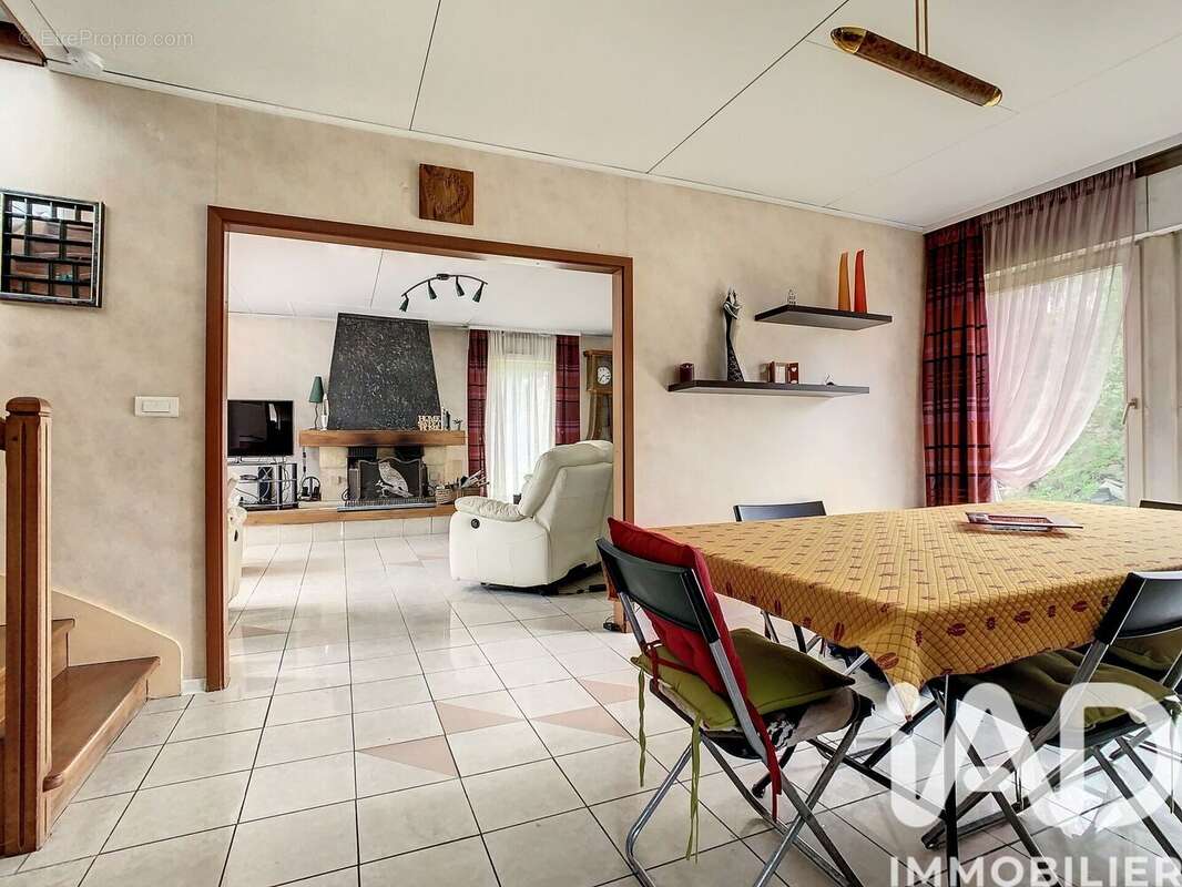 Photo 4 - Maison à DAMMARIE-LES-LYS