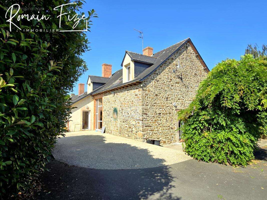 Maison à LA CHAPELLE-JANSON