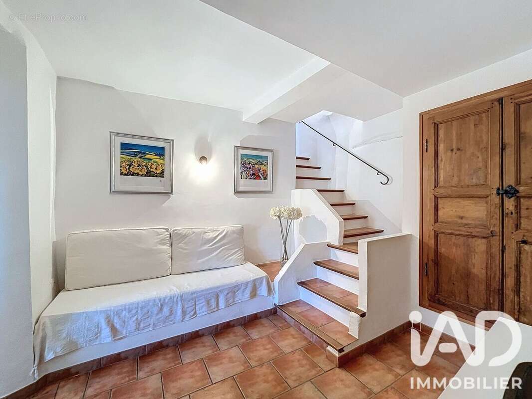 Maison 220 m² à Beaumont-Du-Ventoux  - photo 4