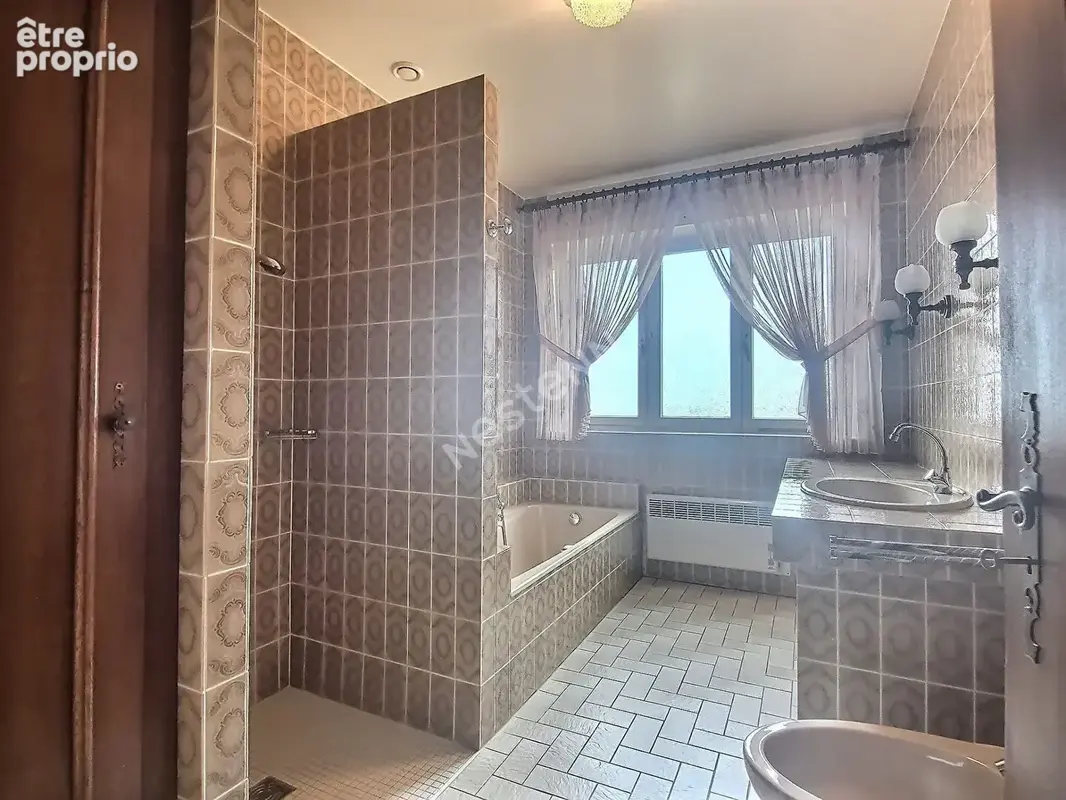 Maison individuelle Creutzwald 8 pièce(s) 177 m2 -4 chambres- Terrain 10,5 ares - photo 9