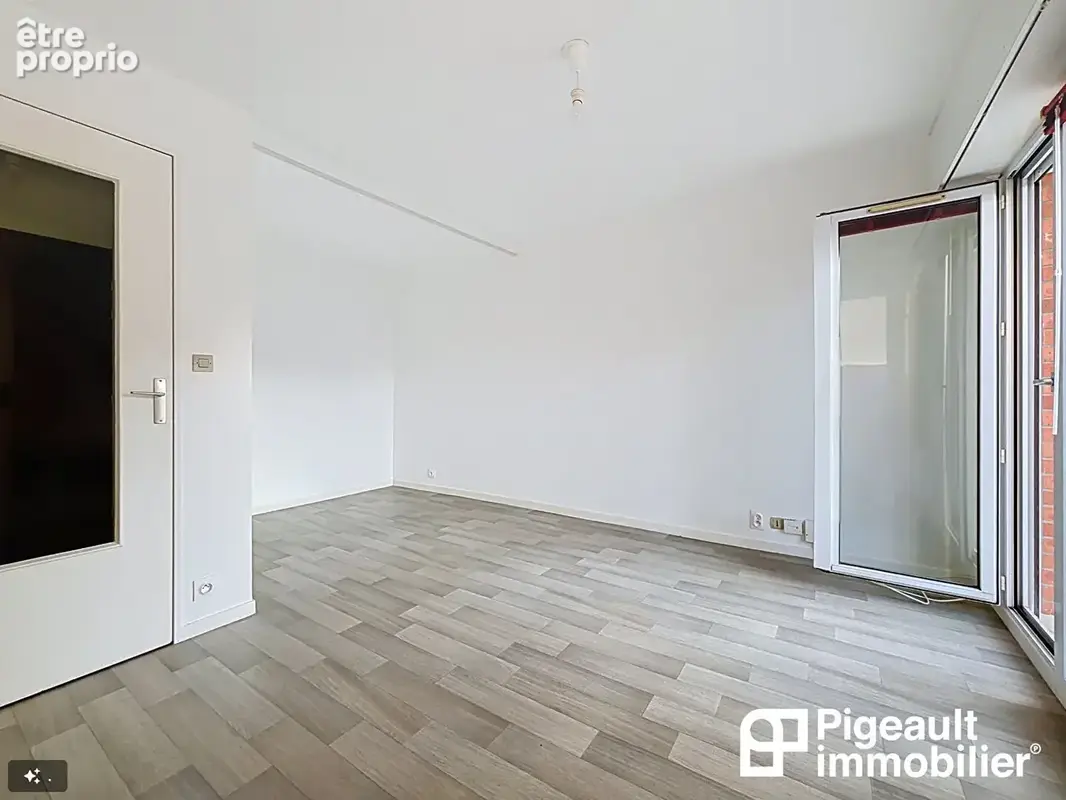 Studio à vendre - Rennes - Saint Hélier - Proche gare - Balcon - Parking - photo 10