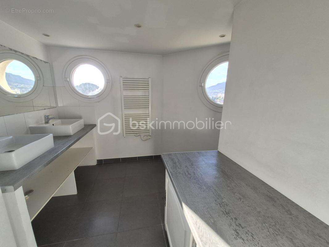 Appartement à TOULON