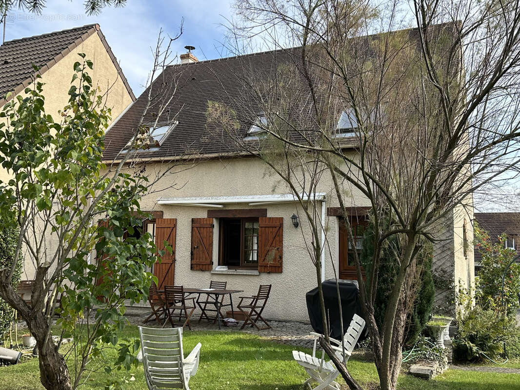 Maison à THORIGNY-SUR-MARNE