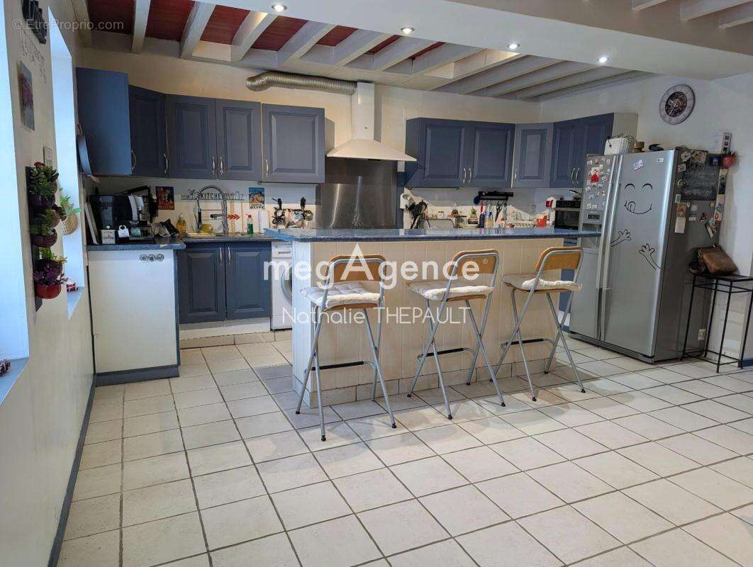 FLACOURT 78200 Maison 5 pièces. 118m² - photo 3
