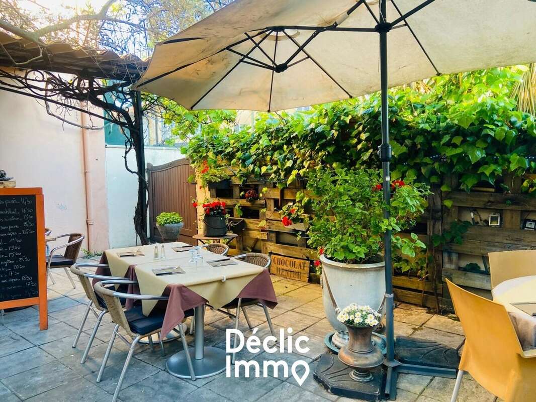 Droit au bail - restaurant avec terrasse de 130 m2 - photo 2