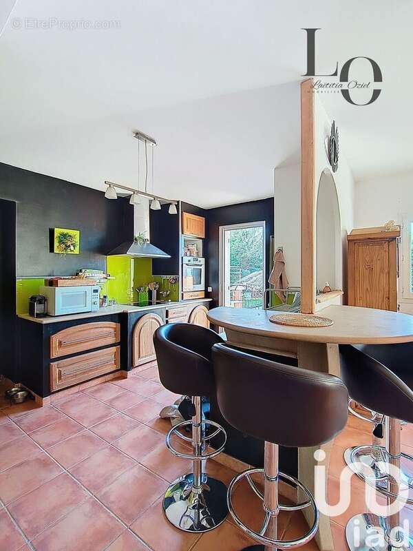 Photo 8 - Maison à SIMIANE-COLLONGUE