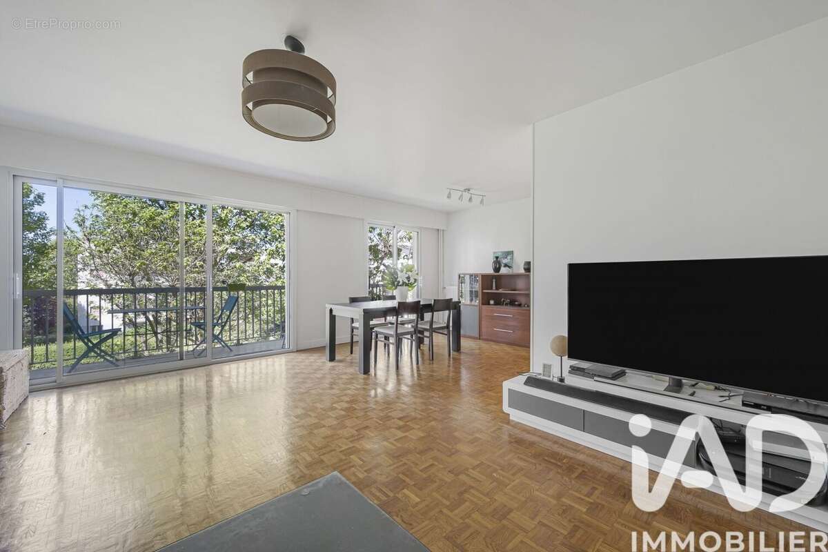 Appartement 105 m² à Rueil-Malmaison  - photo 9