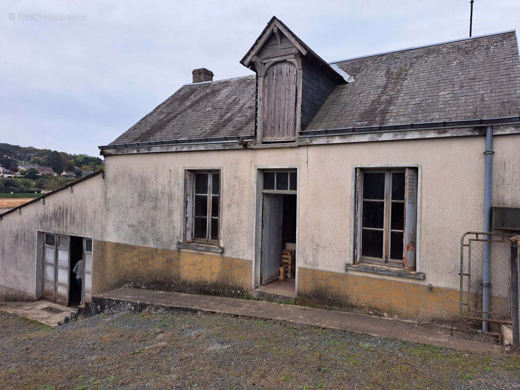 Maison à SAINT-CALAIS