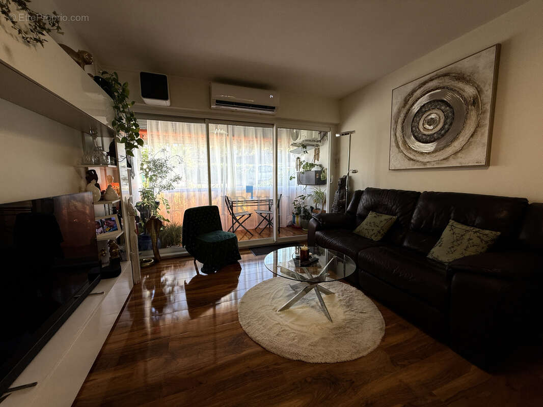 Appartement à FREJUS