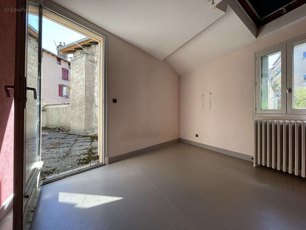 Appartement plain pied avec terrasse centre ville - photo 12