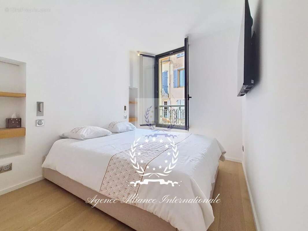 Dernier étage d'exception de 100 m² – terrasse – vue mer & port - photo 21