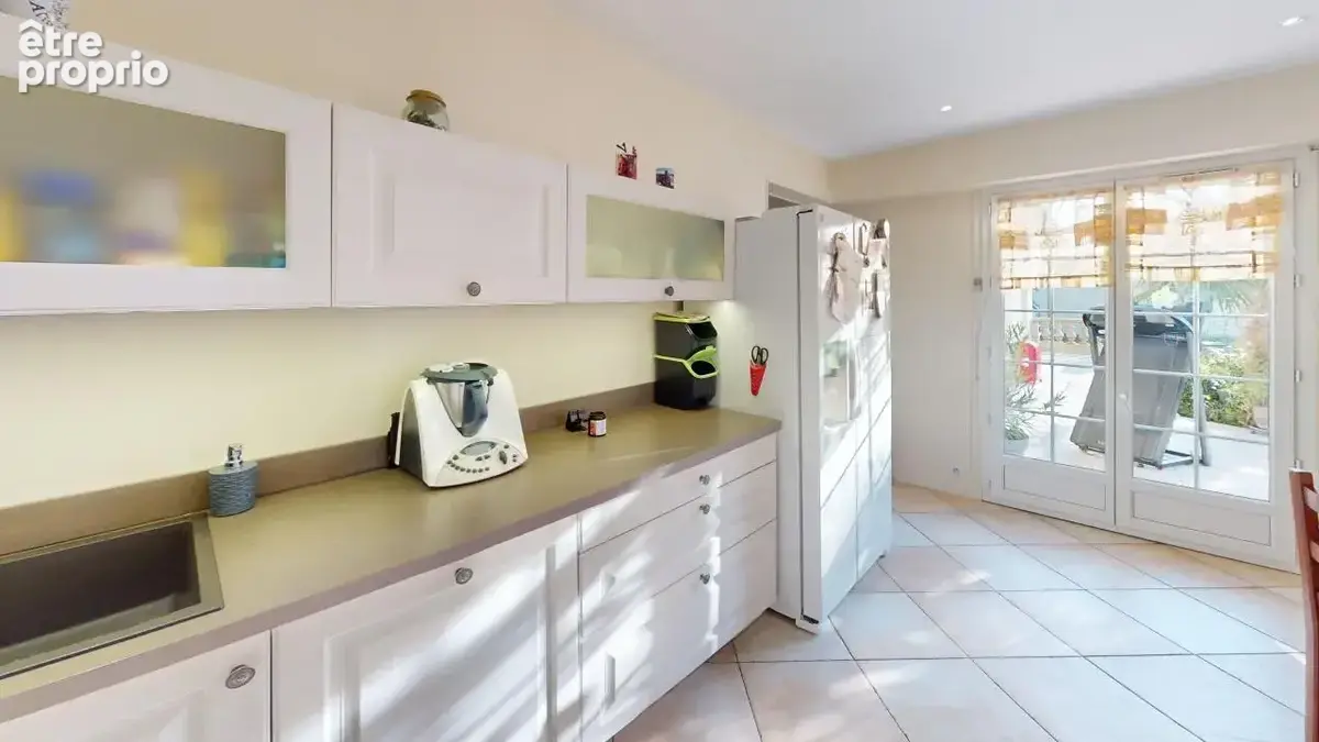 Superbe maison de plain pied idéalement située - photo 6