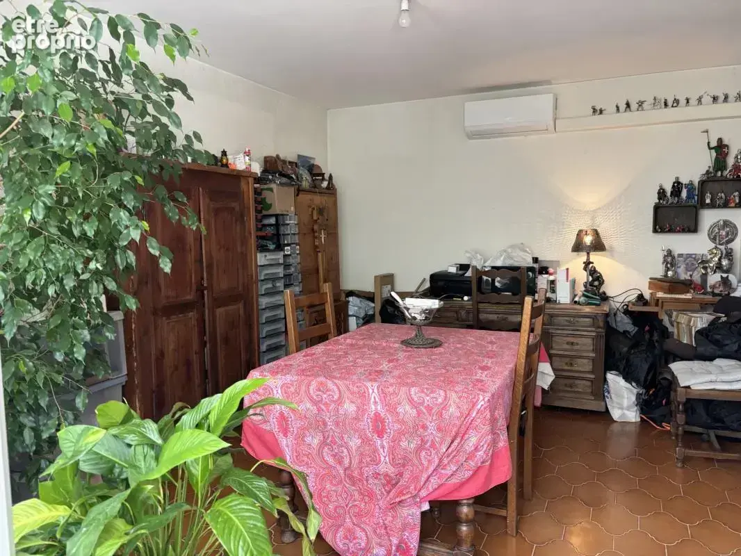 Lorgues, maison sur 2 030 m² de terrain avec studio et piscine - photo 14