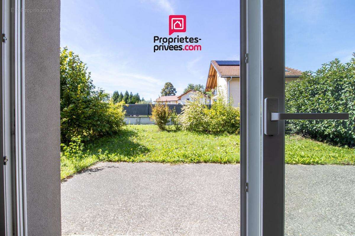 Appartement à AMANCY