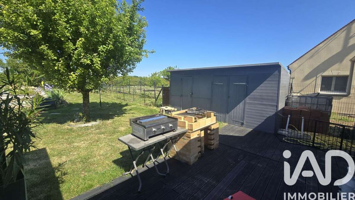 Maison 103 m² à Briarres-Sur-Essonne  - photo 8