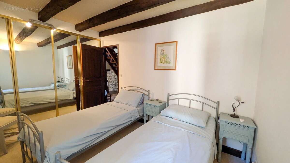 Maison en pierre de 4 chambres avec piscine et vue panoramique – Aubazine, Corrèze - photo 11
