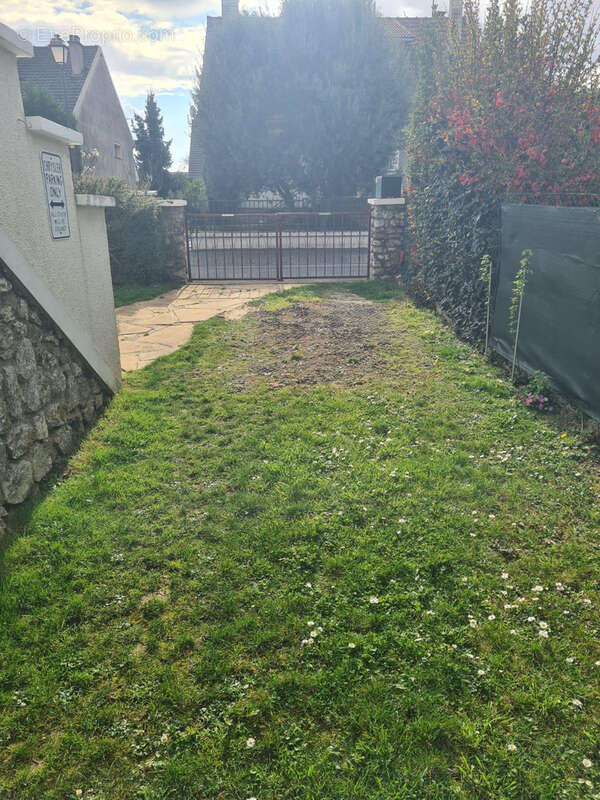 Pavillon 6 Pièces - Quartier résidentiel - GRIGNY - photo 2