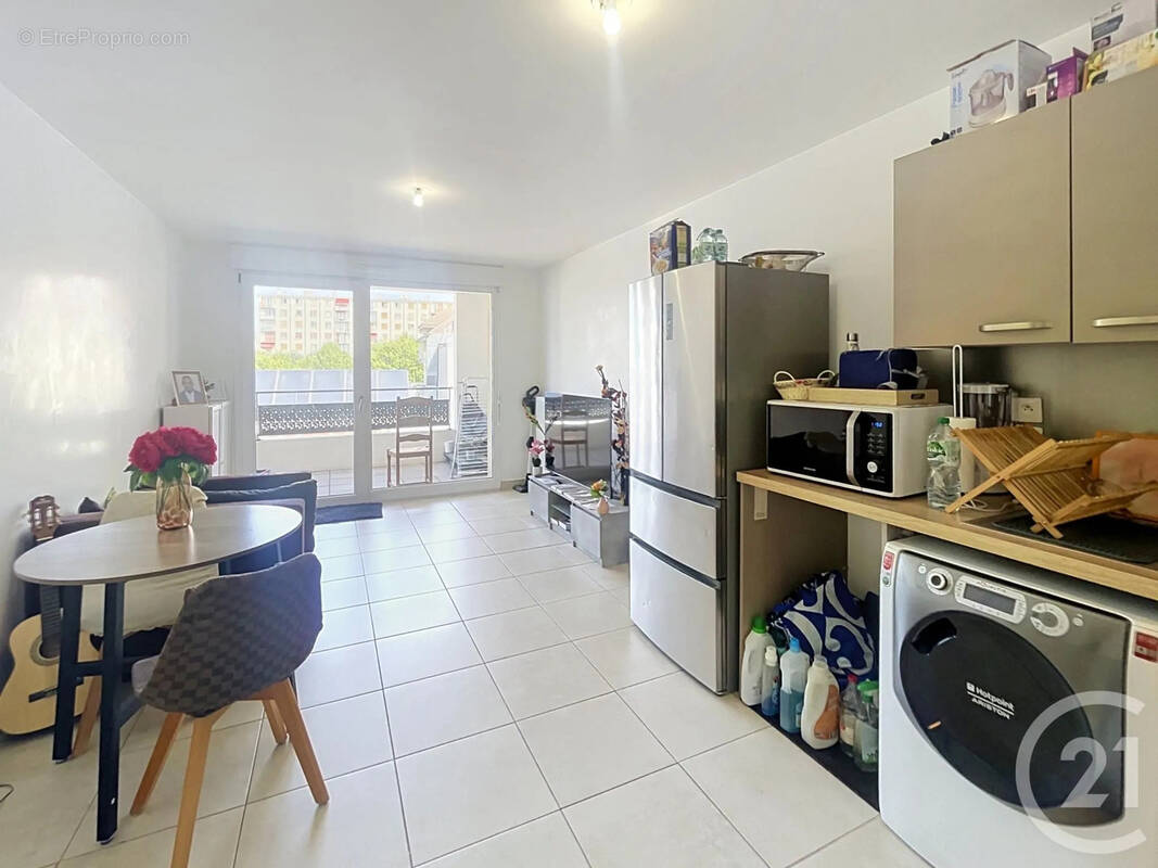 Appartement à MELUN