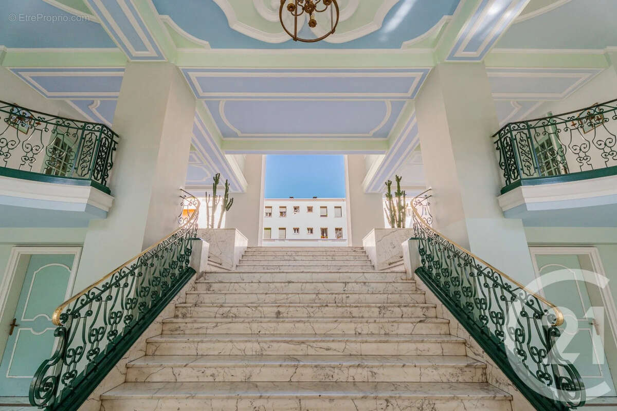 Appartement à NICE