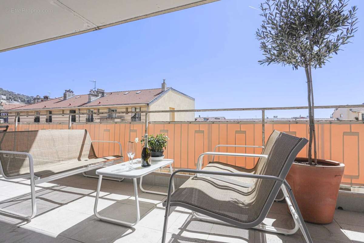 Appartement à NICE