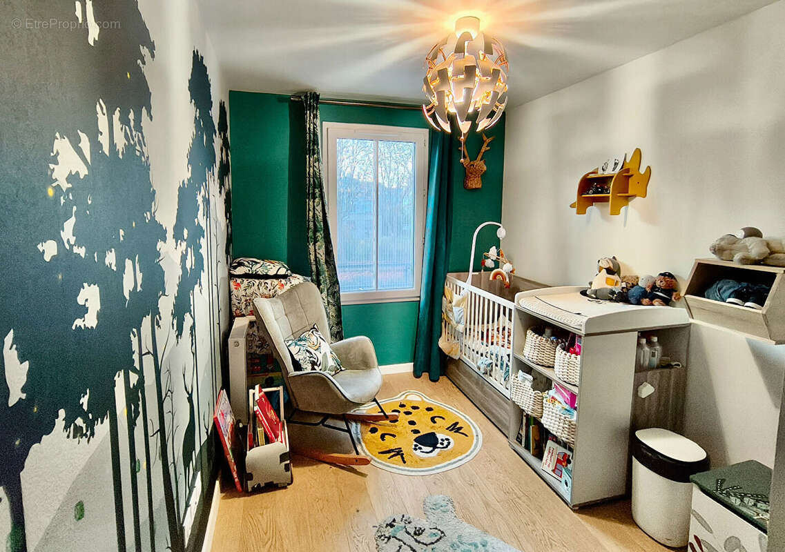 Appartement à LE PLESSIS-ROBINSON