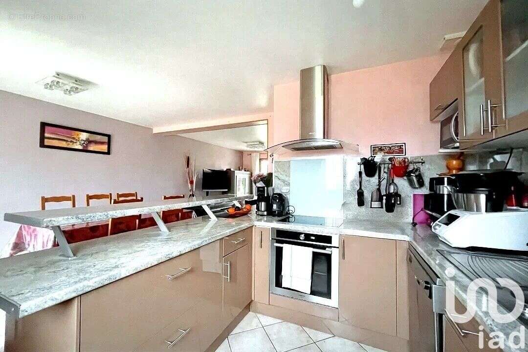 Photo 4 - Maison à SAINTE-GEMME-MORONVAL