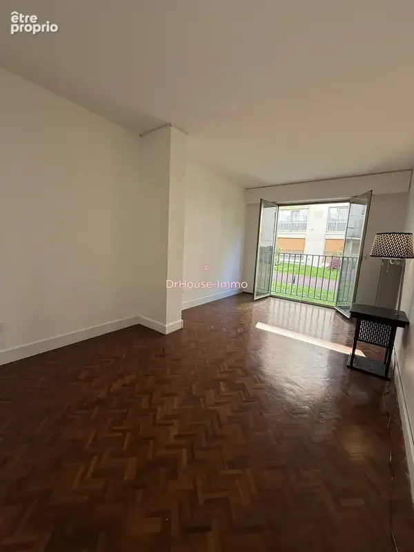 Appartement 120 m² à Versailles  - photo 5