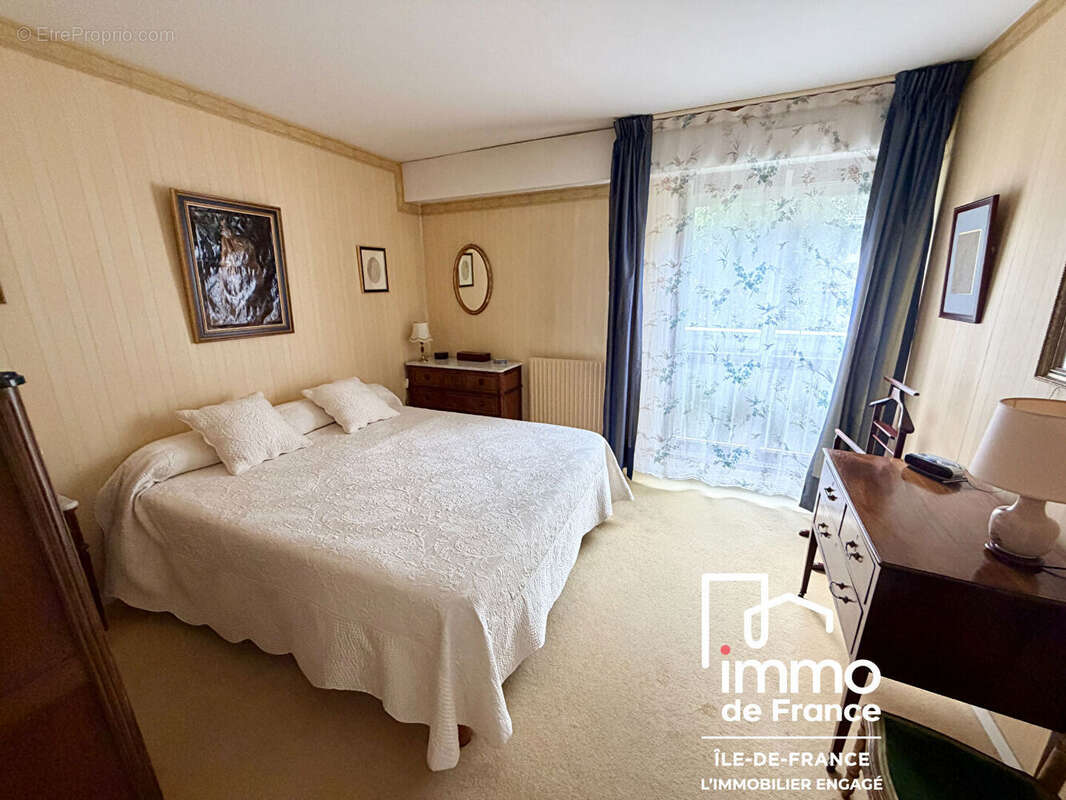 Appartement à LE CHESNAY