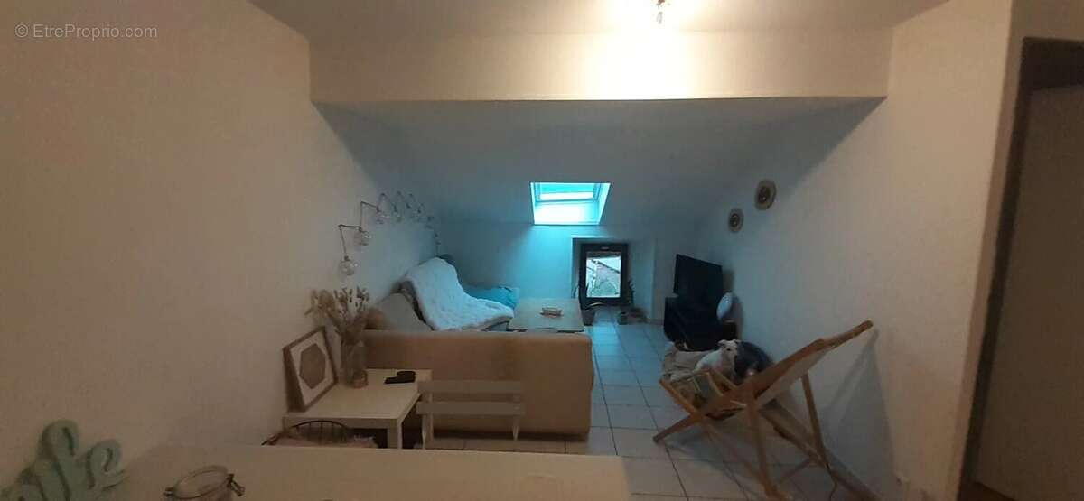 Appartement à POLMINHAC
