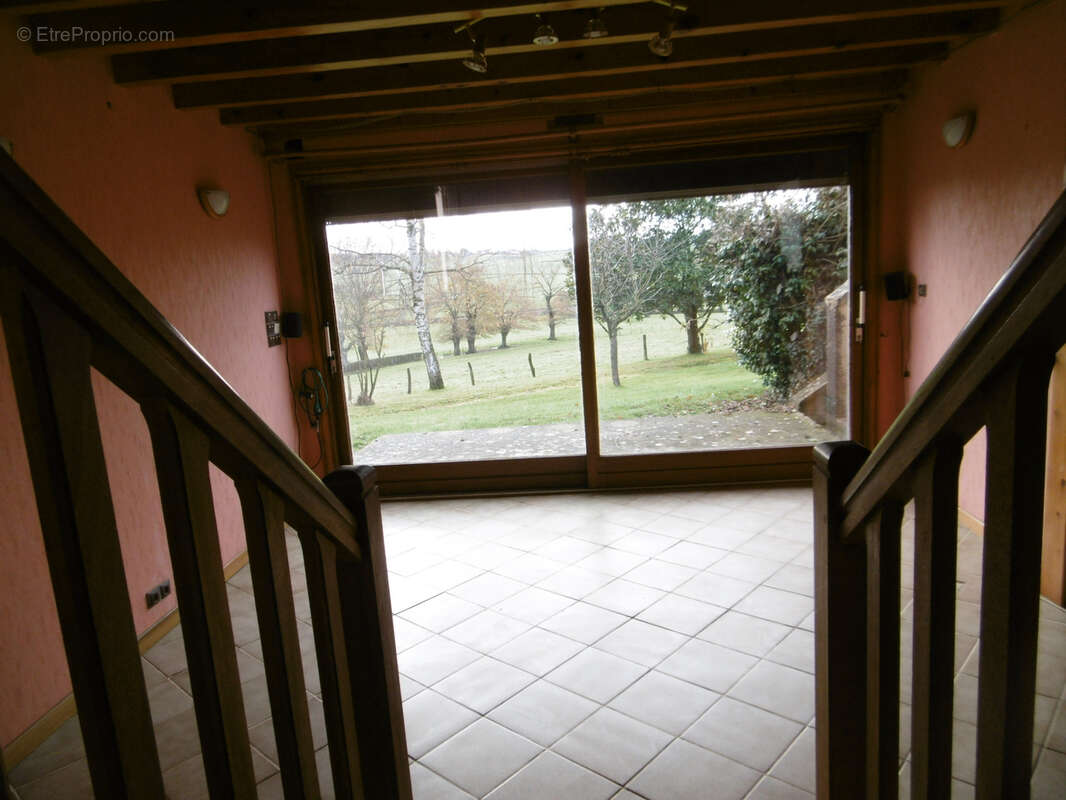 Maison à SAINT-JULIEN-DE-CIVRY