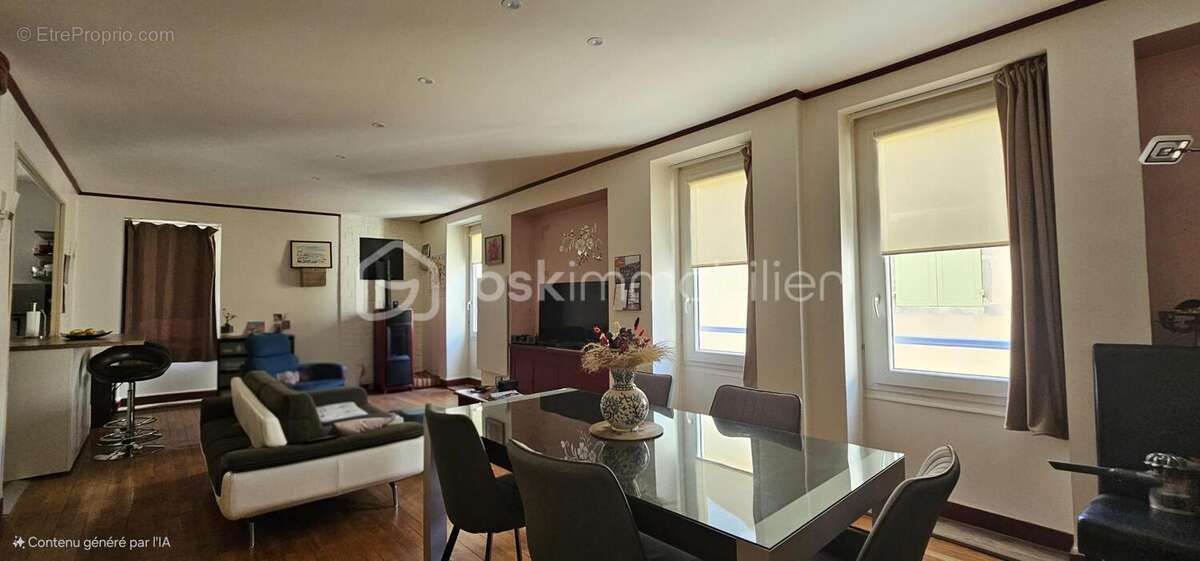*** Maison de ville de 120 m² – 3 Chambres -  Centre historique de CUSSET avec garage*** - photo 3