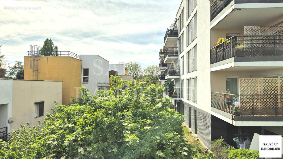 Appartement à BAGNEUX