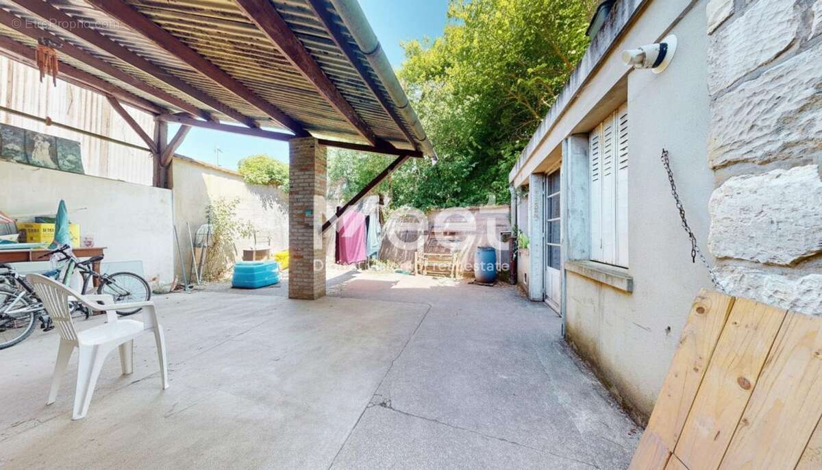 Maison de ville - 7 pièces - 4 chambres - cour - photo 19