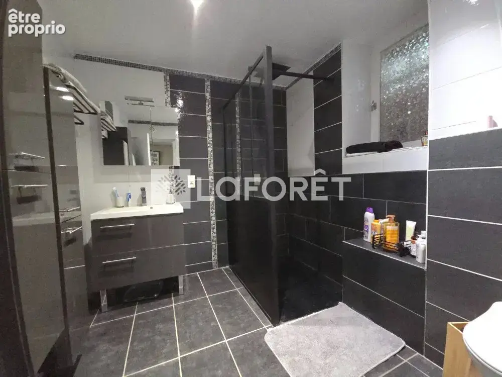 Maison Saint Philbert De Grand Lieu 5 pièce(s) 177 m2 - photo 17