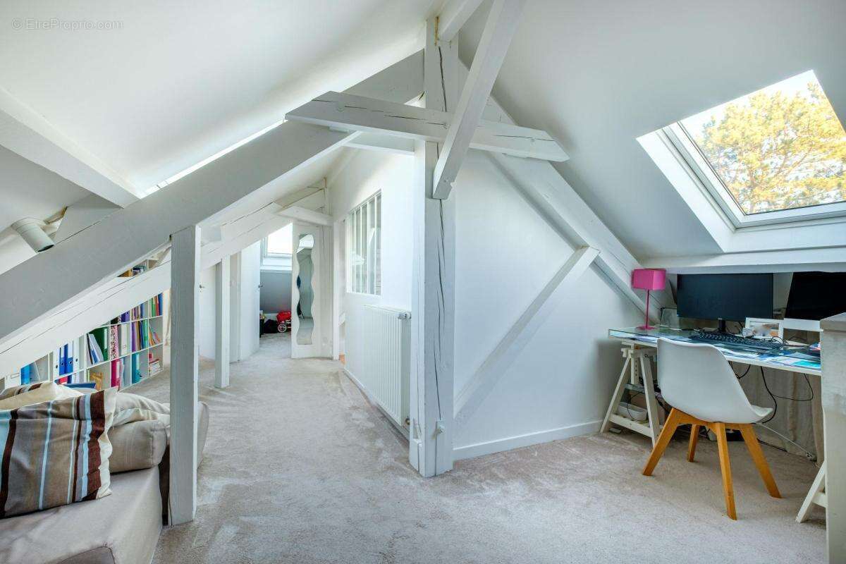 Maison à DOMMARTIN