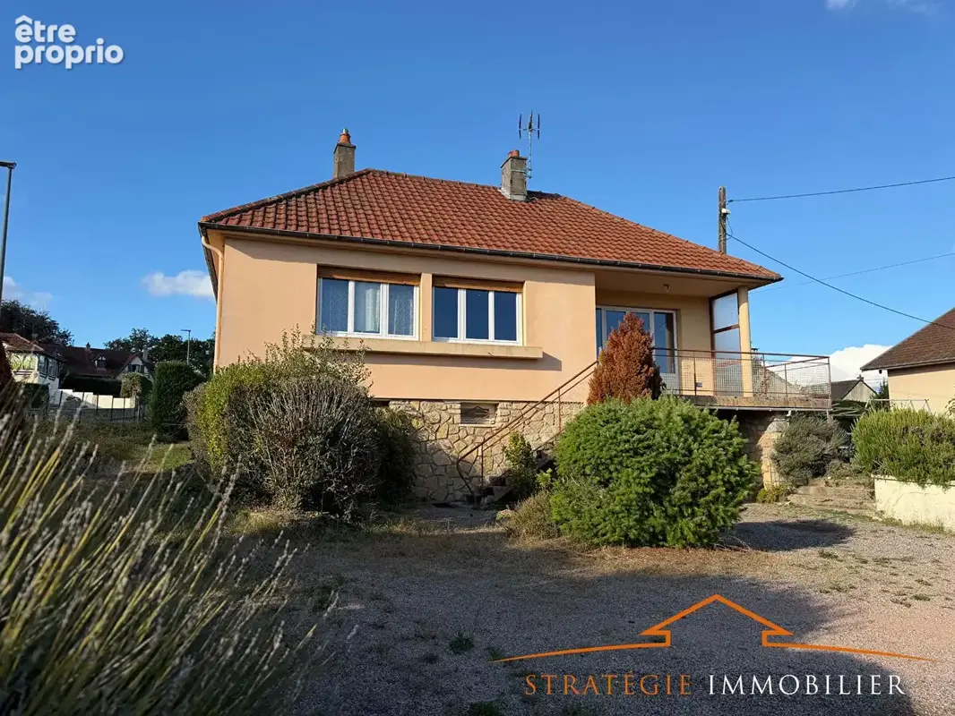 LE BREUIL, maison sur sous-sol avec jardin - photo 1