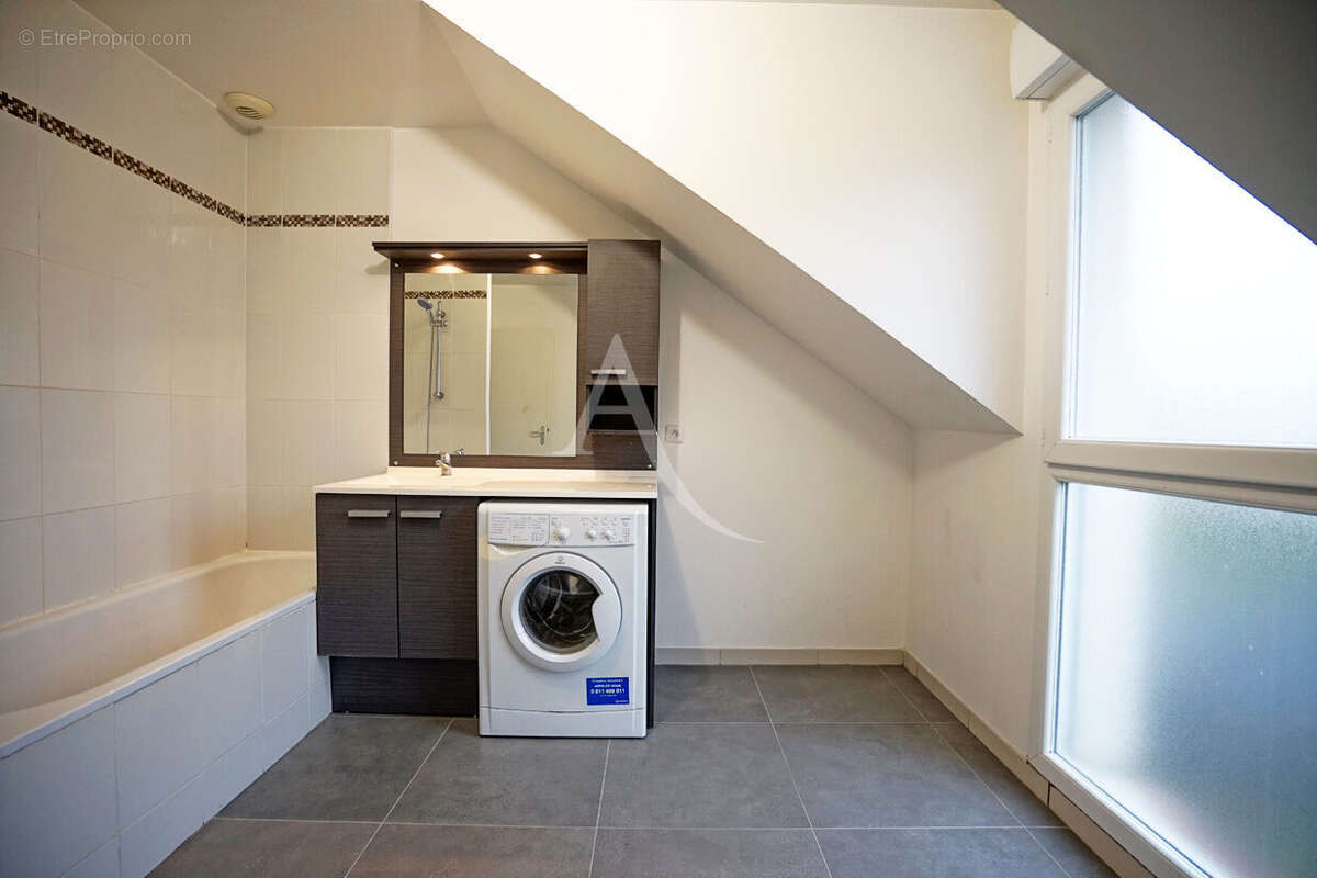 Maison à FLEURY-LES-AUBRAIS