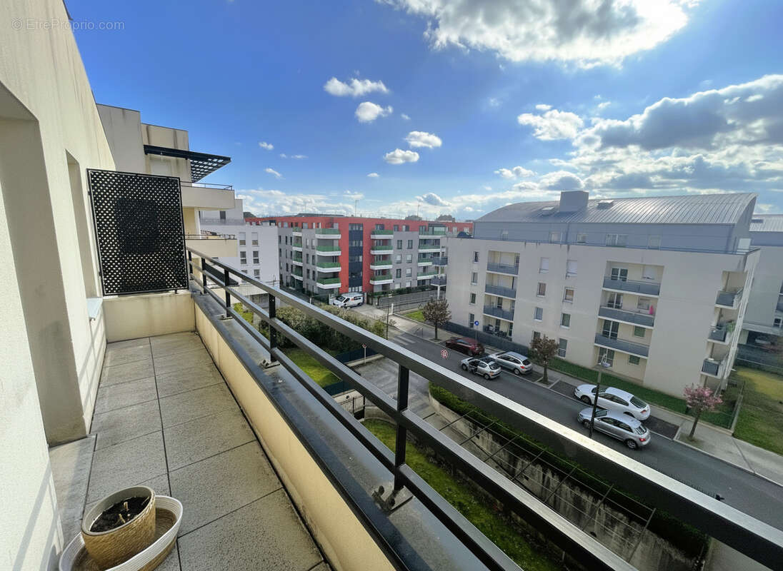 Appartement à LUCE