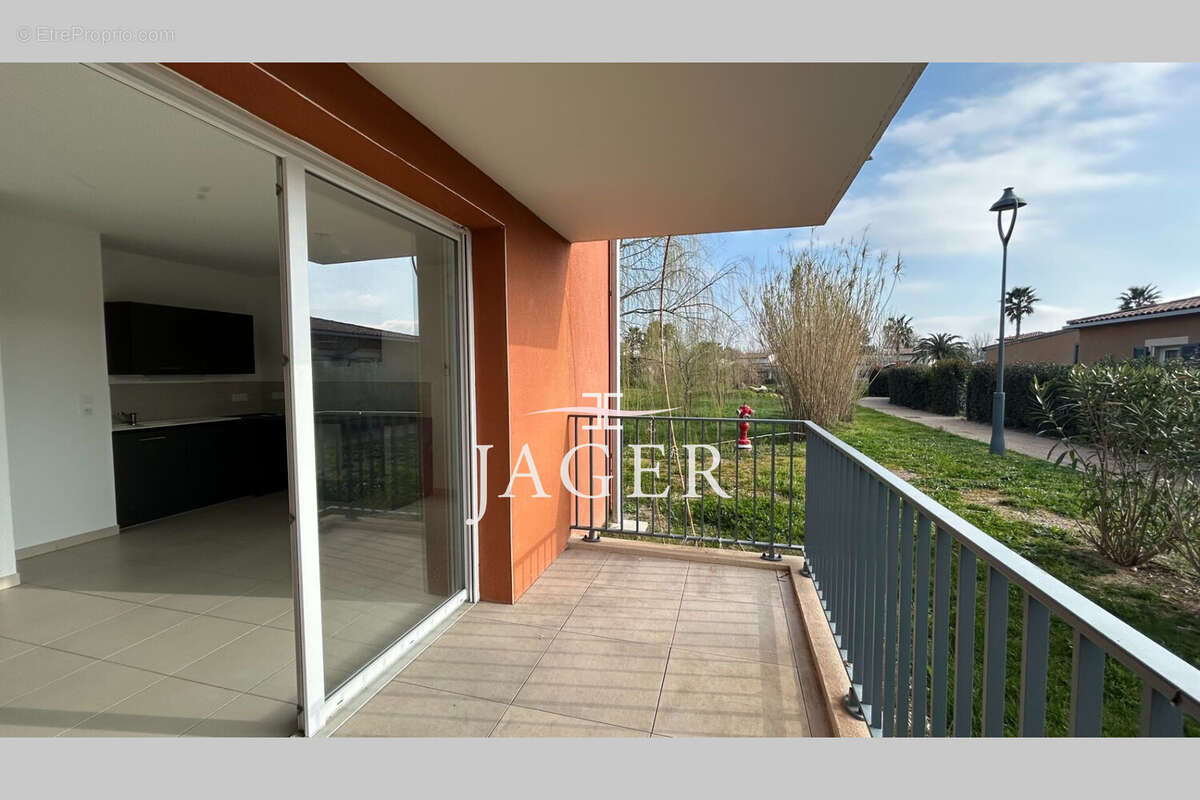 Appartement à GRIMAUD