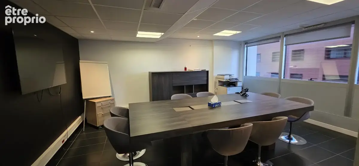 Bureaux de standing   246 m2   vue montagne & archipel    10 places de stationnement - photo 4