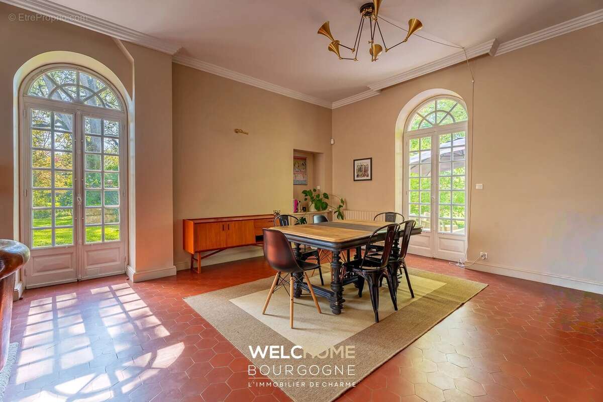 Maison à CHALON-SUR-SAONE