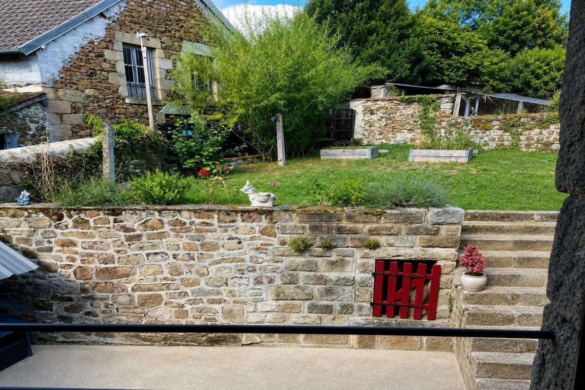 Maison à FELLETIN