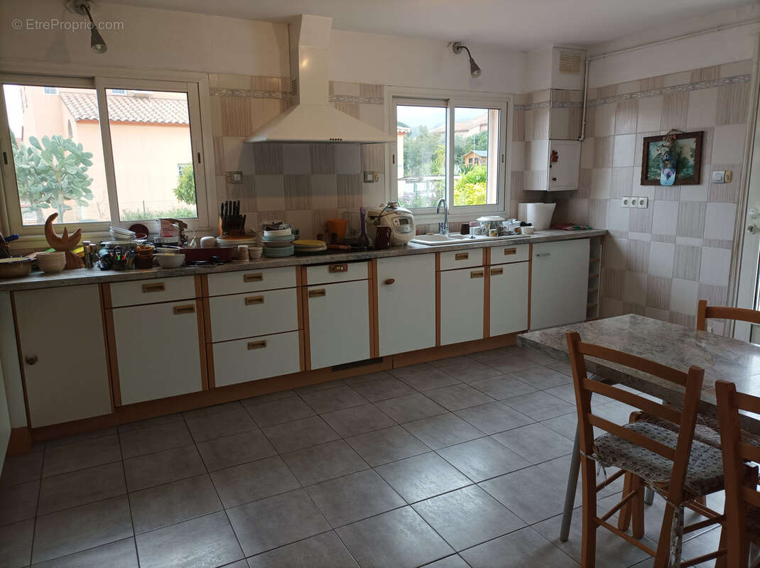 Maison à LAROQUE-DES-ALBERES