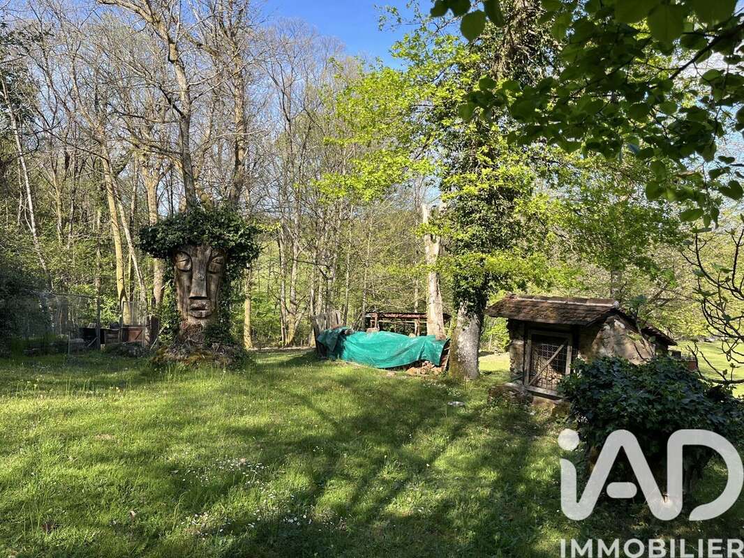 Maison 79 m² à Beyssac  - photo 8