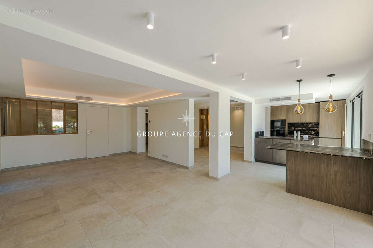 Maison à SAINT-RAPHAEL