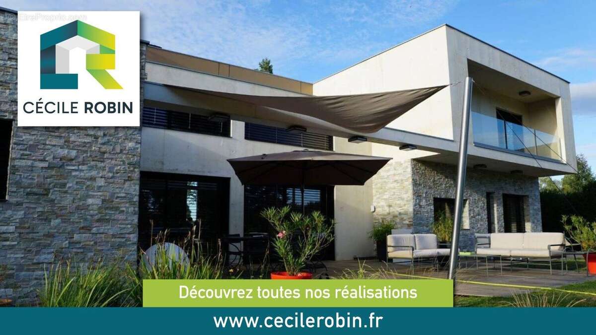 Terrain à SAINT-TRIVIER-SUR-MOIGNANS