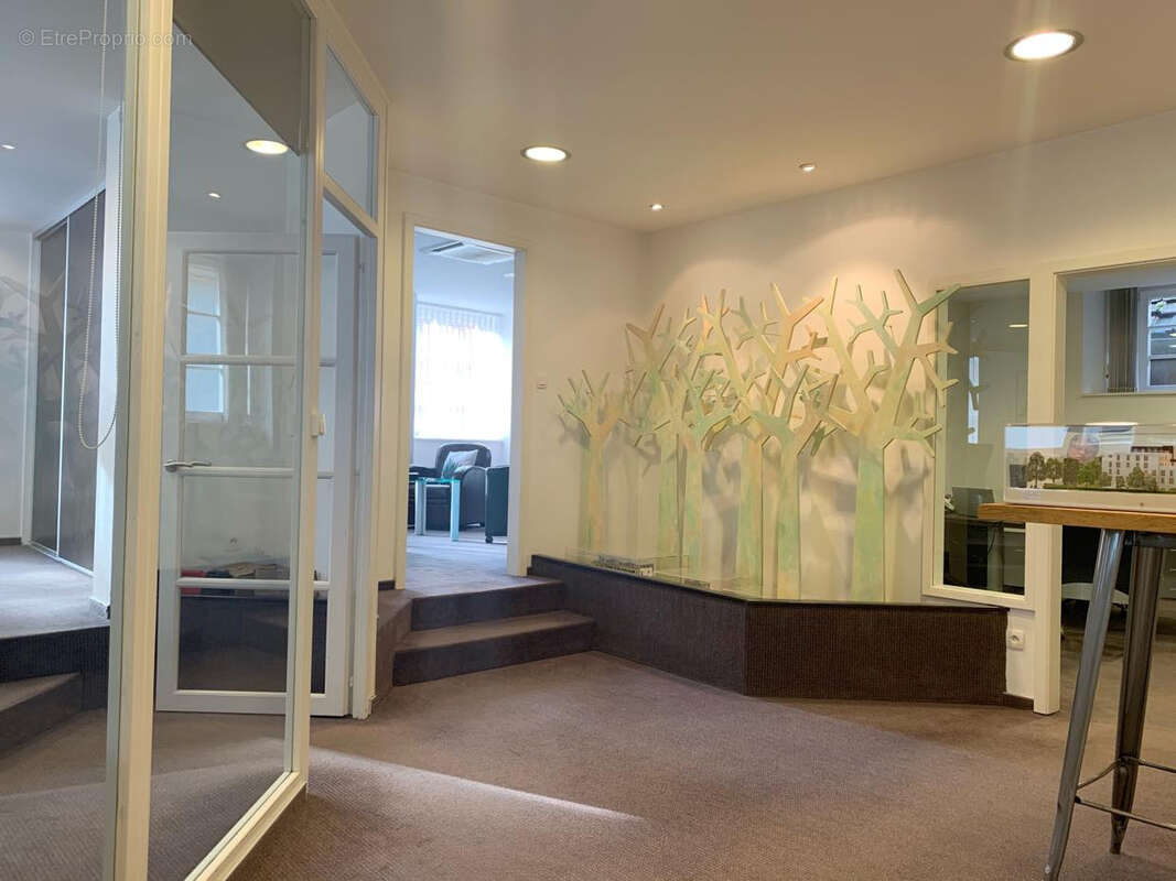 Commerce à CHATENOIS