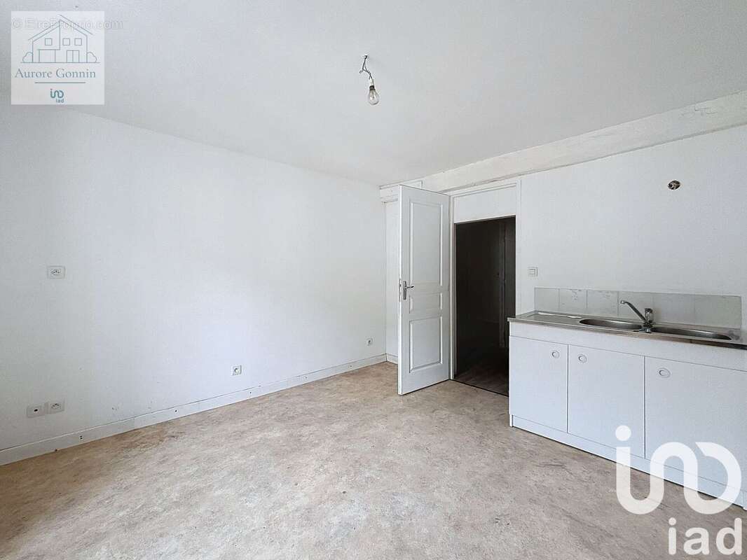 Photo 9 - Appartement à SAINT-PIERRE-LE-MOUTIER